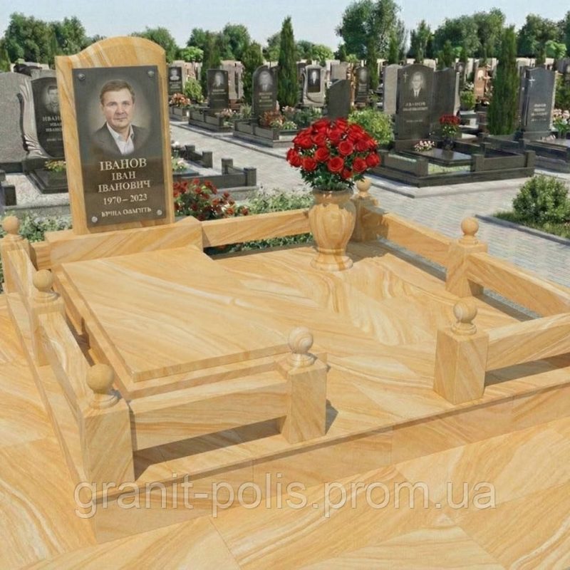 Меморіальний комплекс із відмосткою червоний граніт